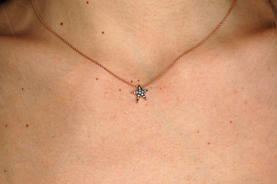 Girocollo con ciondolo a stella e diamanti brown