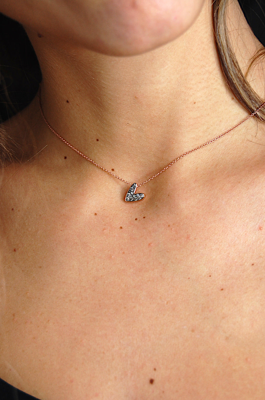 Girocollo con cuore e diamanti Brown