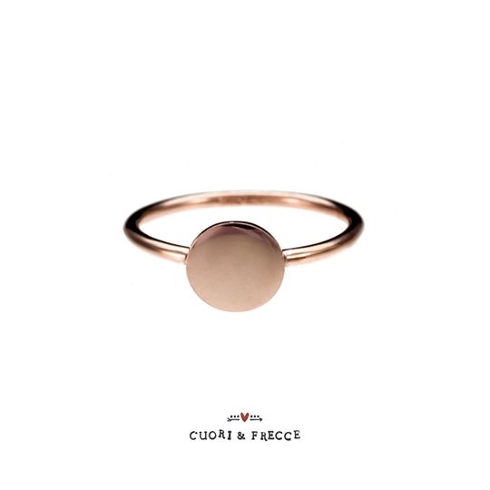 Anello con tondo personalizzabile in oro